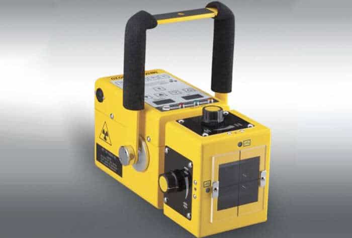 MinXray's TR90BH battery powered portable X-ray generator,  Image c/o MinXray